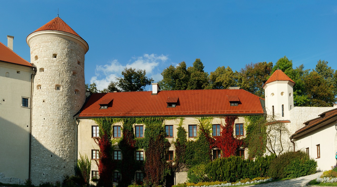 Zamek Pieskowa Skała – zwiedzanie, adres, informacje dla turystów